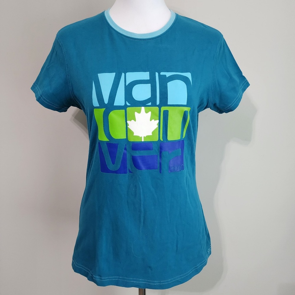 2010 Vancouver Olympics Shirt Womens‎ Small HBC Canada Souvenir Collector Sports